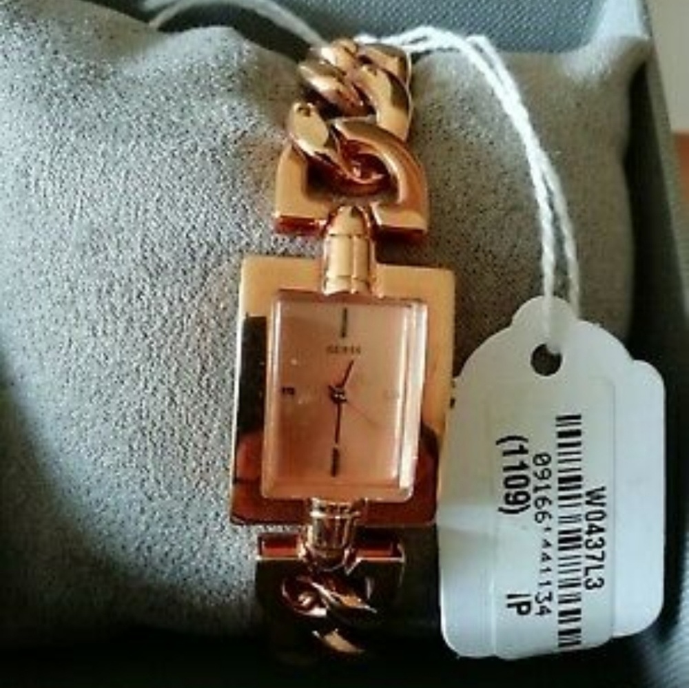 GUESS ROSE GOLD MINI MOD
